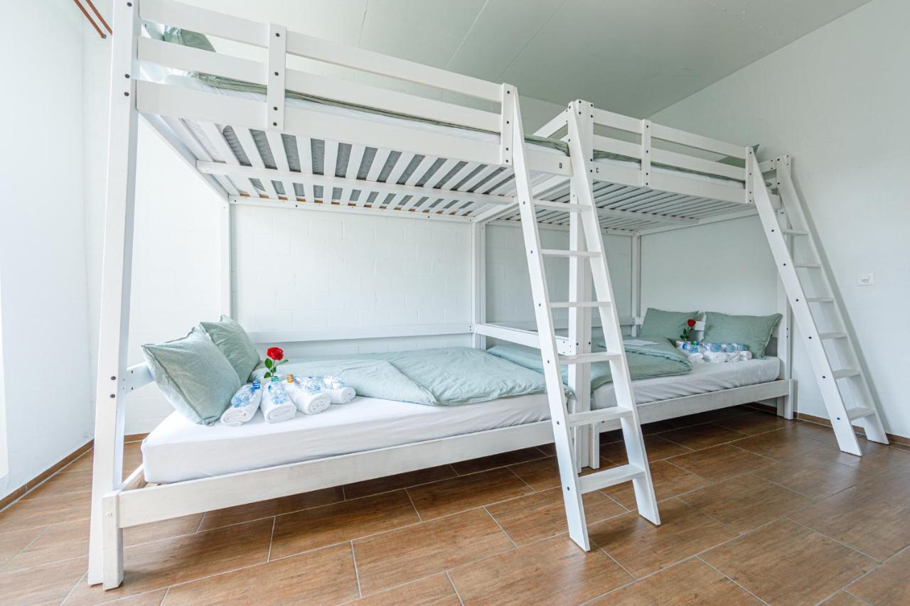 Simple Rooms - Yellow Inn St. Gallen Exterior foto
