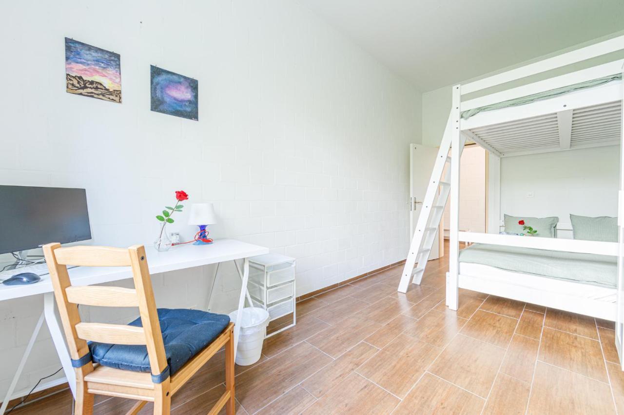 Simple Rooms - Yellow Inn St. Gallen Exterior foto