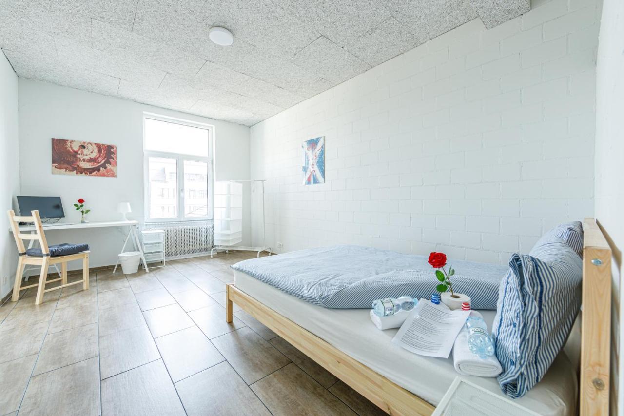 Simple Rooms - Yellow Inn St. Gallen Exterior foto