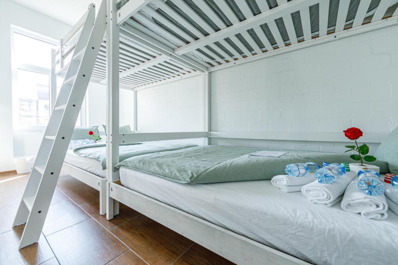 Simple Rooms - Yellow Inn St. Gallen Exterior foto