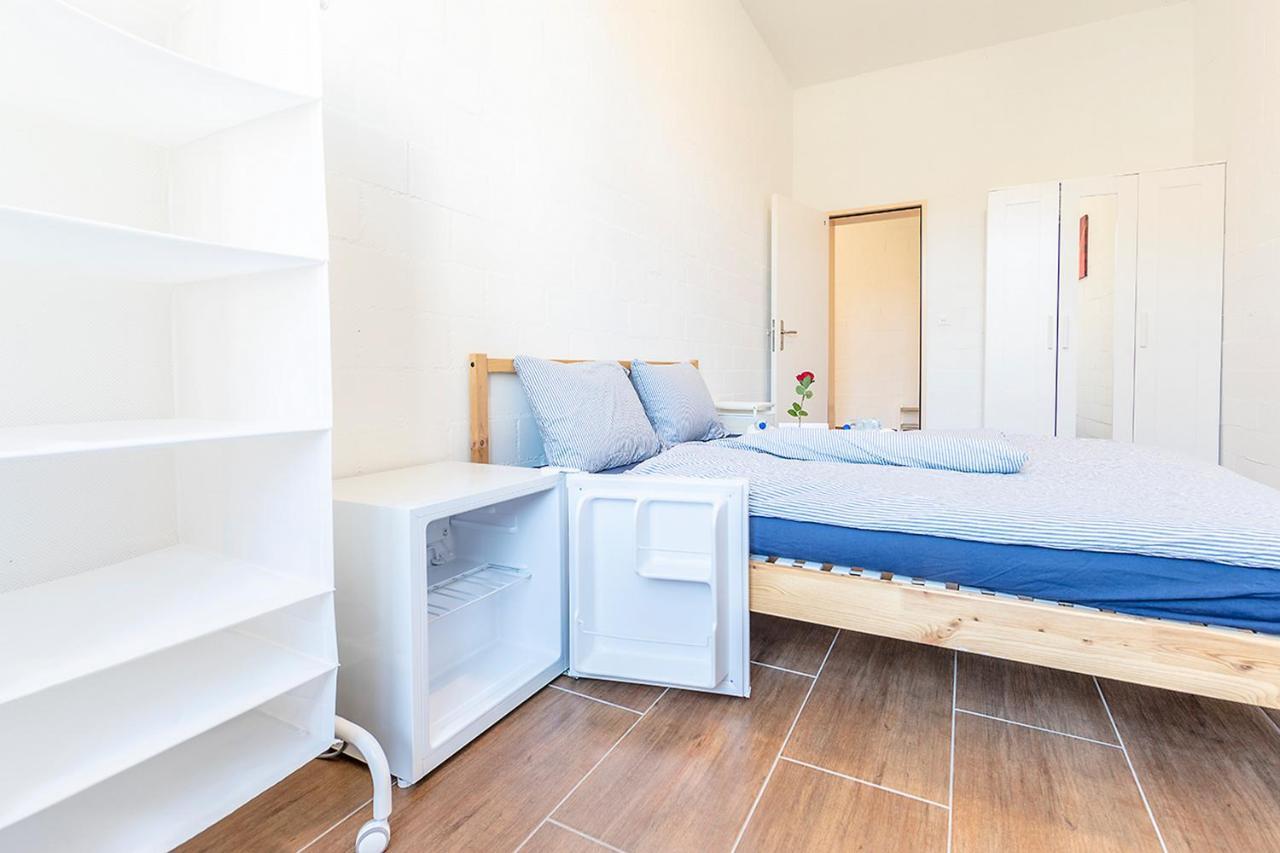Simple Rooms - Yellow Inn St. Gallen Exterior foto