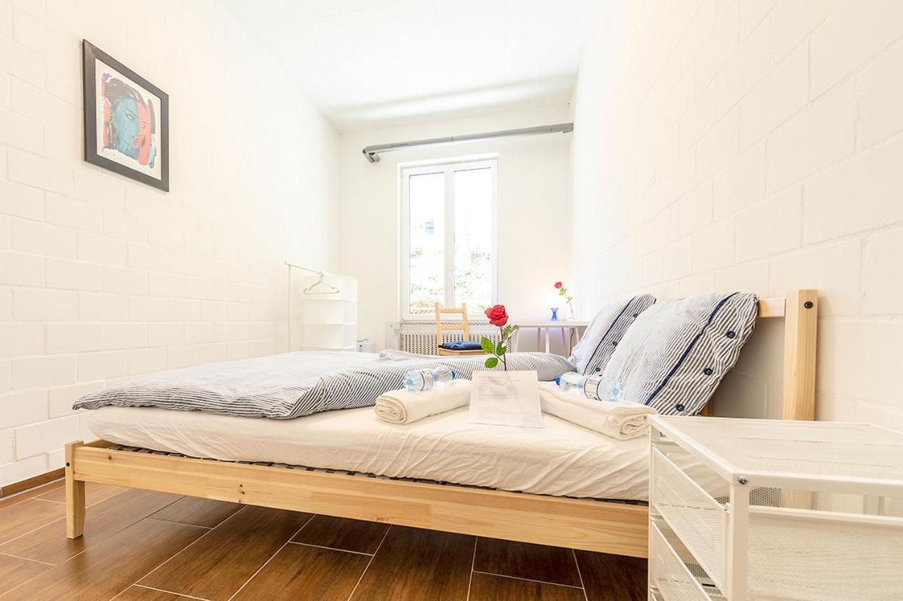 Simple Rooms - Yellow Inn St. Gallen Exterior foto