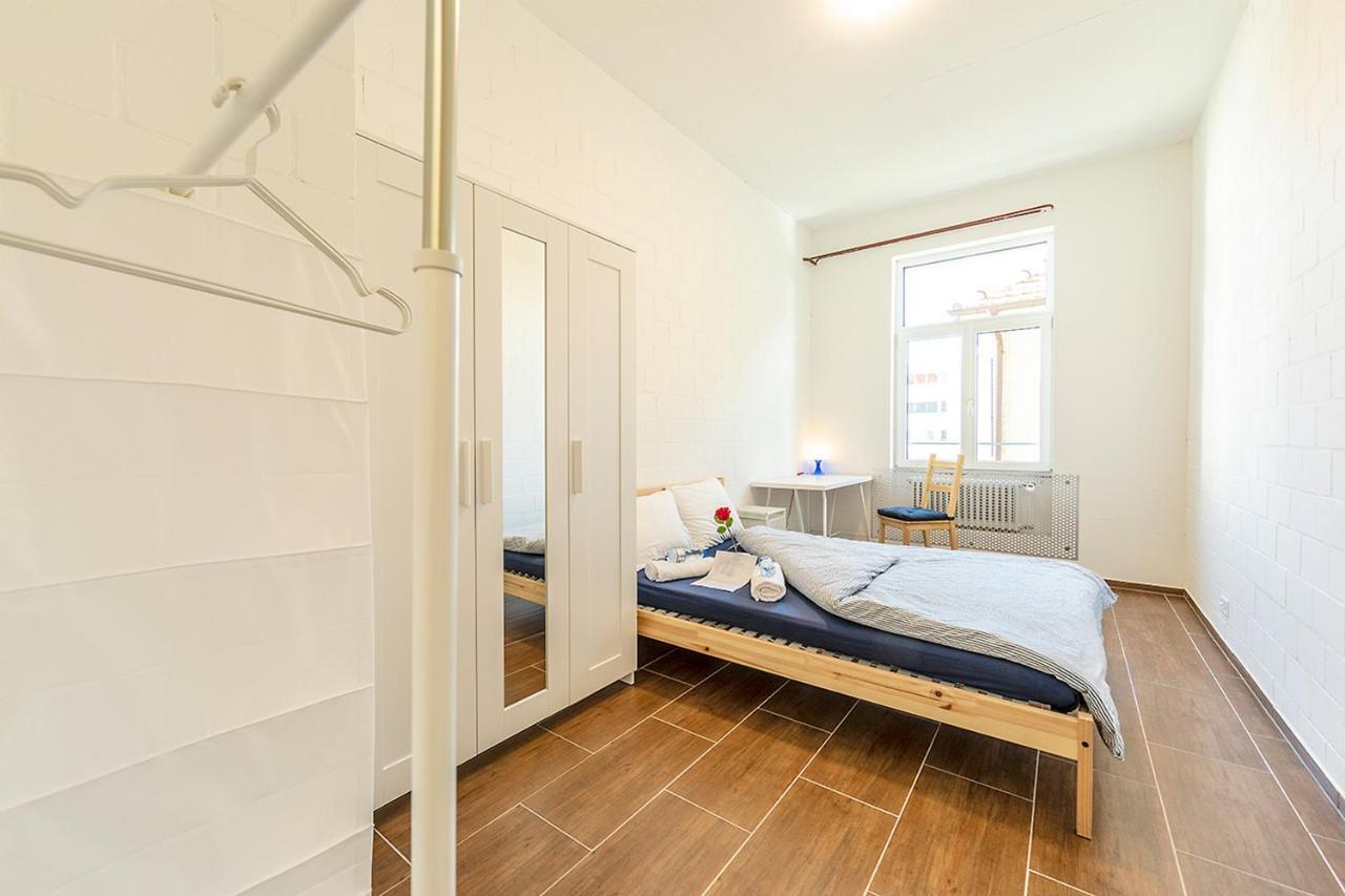 Simple Rooms - Yellow Inn St. Gallen Exterior foto